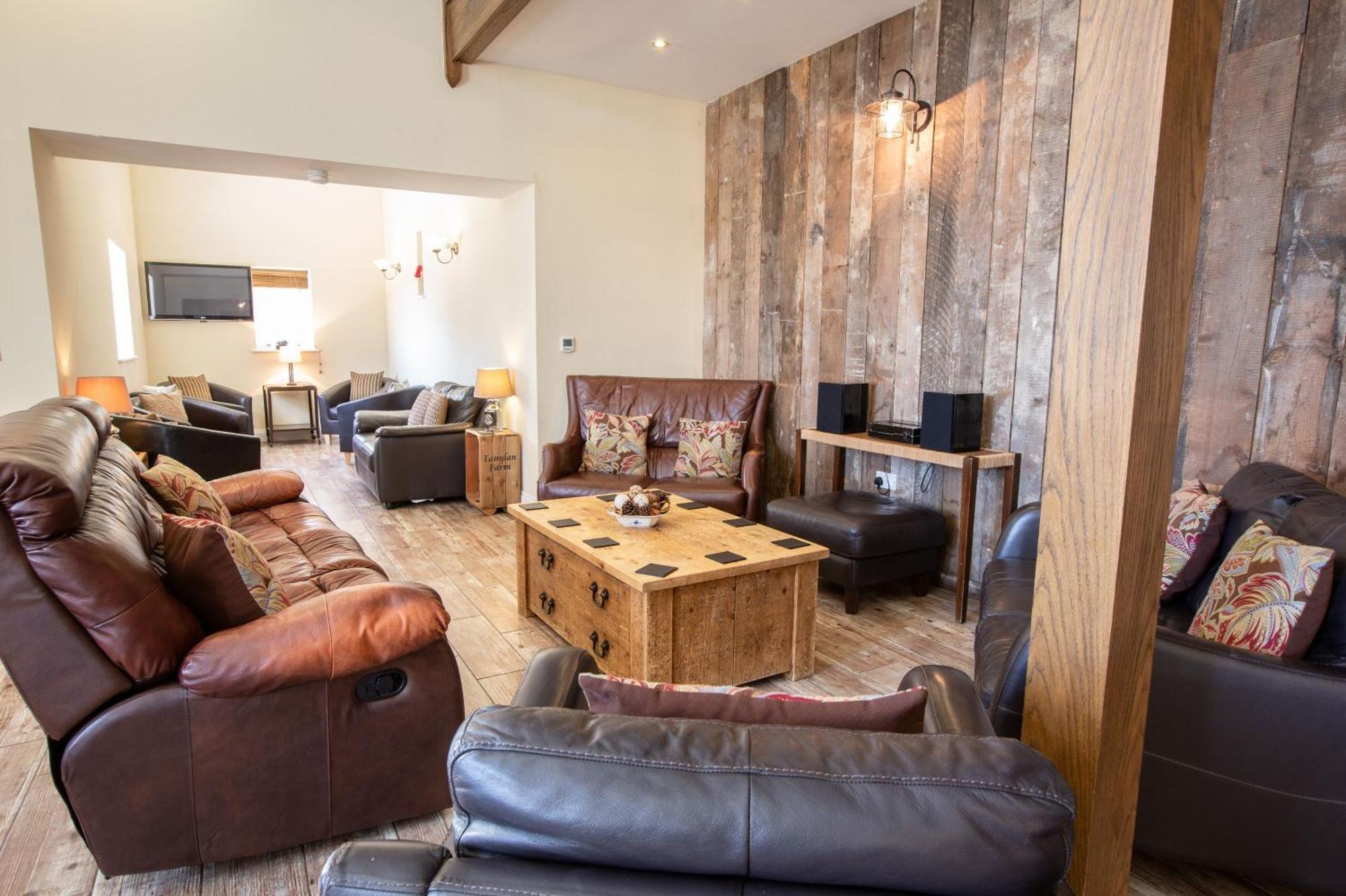 The Big Barn Villa Kidwelly Bagian luar foto