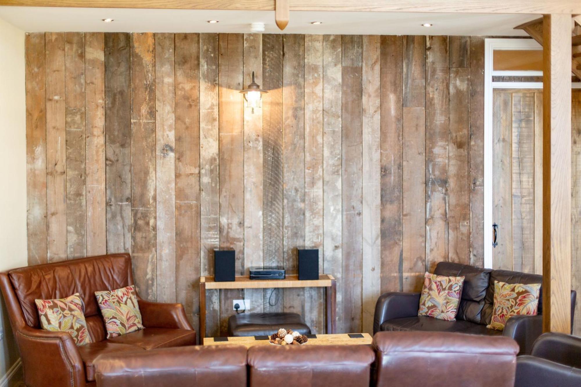 The Big Barn Villa Kidwelly Bagian luar foto